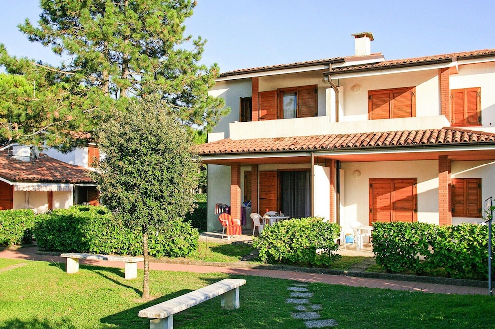 Apartment in Italy Near Sandy Beach