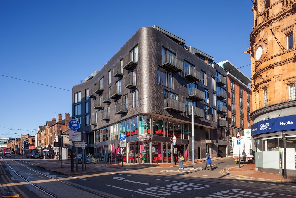 Hotel The Sinclair Building - Image 1