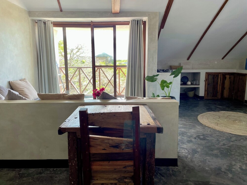 Baobab Bungalows