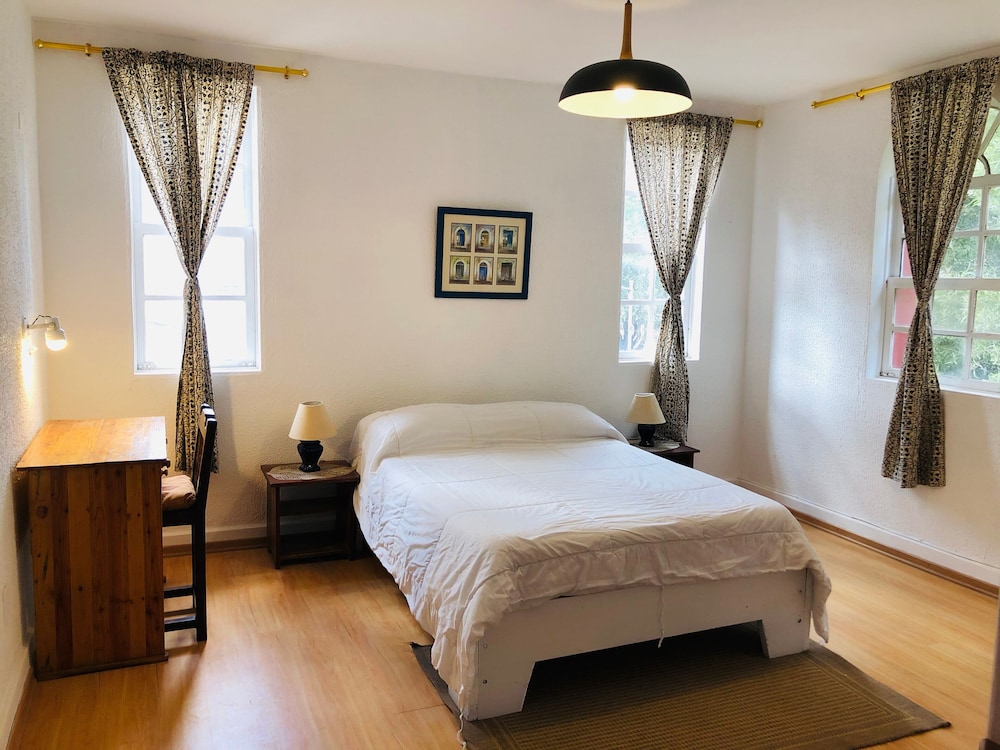 Hostal Alcalá
