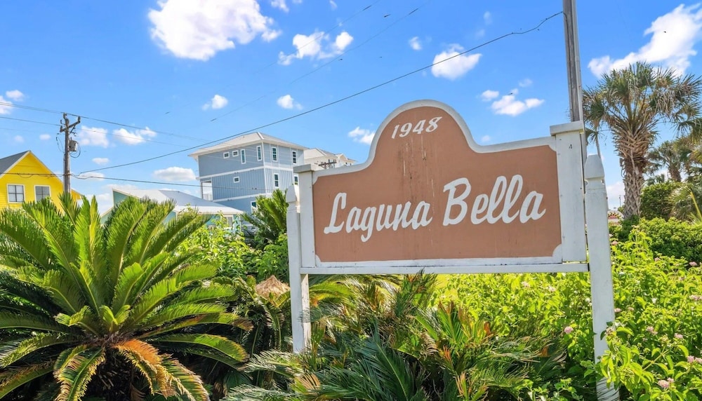 Laguna Bella