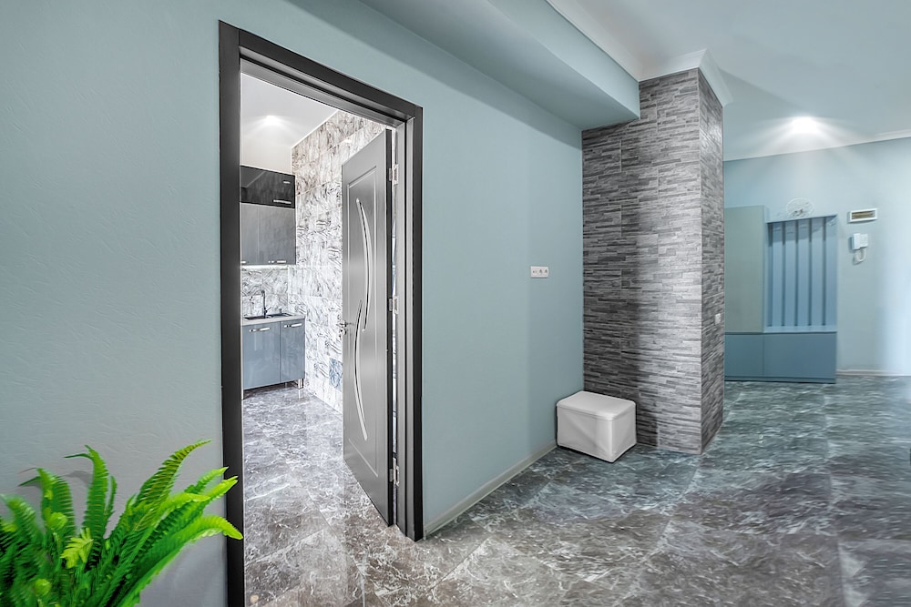 H&B apartments Queen Ketevan view 3