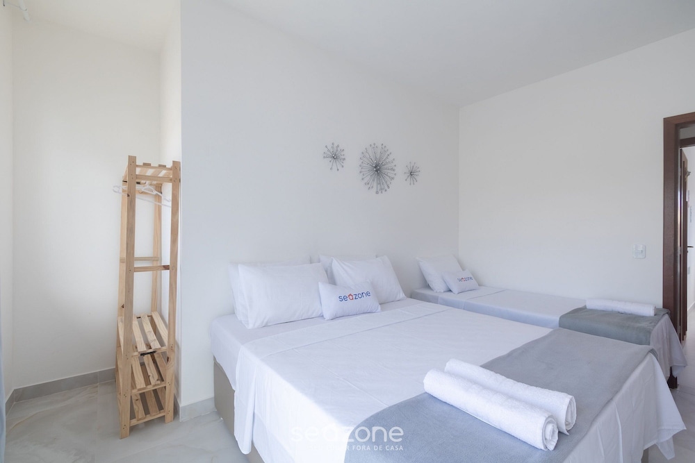 Apt 3 Bedrooms in Condo w/ Pool Csv0006