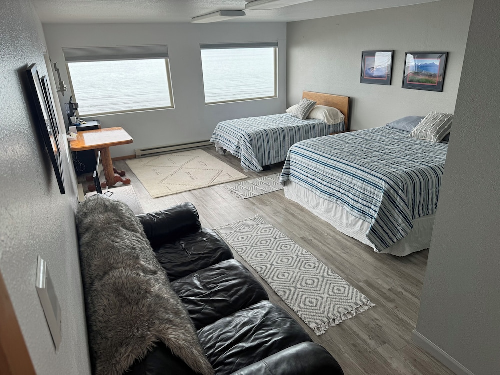 King Halibut Lodge - Property Image 31