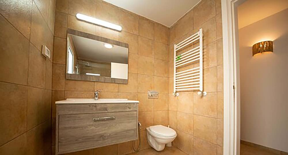 Photo 52