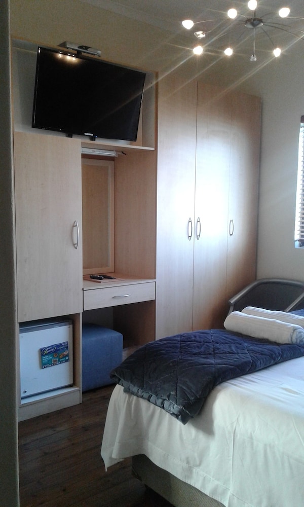 Leeuwenzee Guest House
