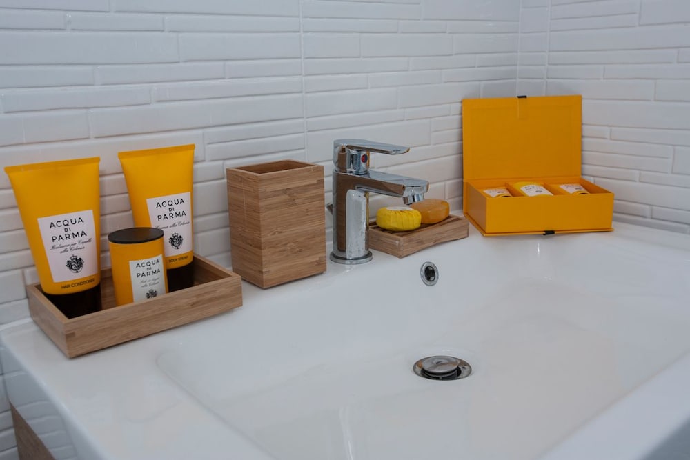 Palazzo Caracciolo photo 2