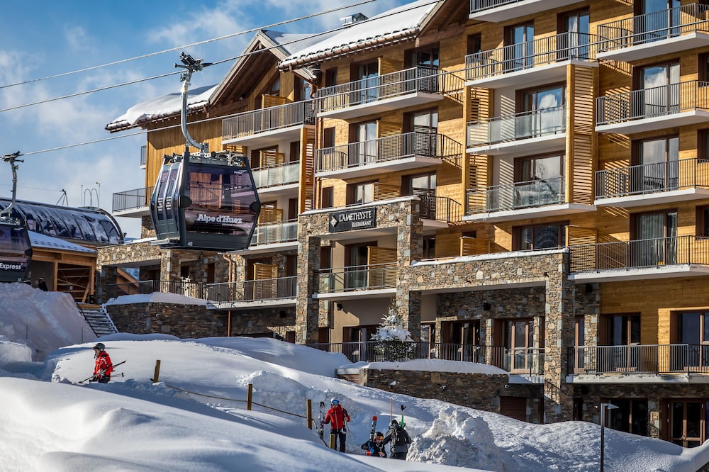 Huez Vacations - Hotel Daria-I Nor by Les Etincelles - Property Image 1