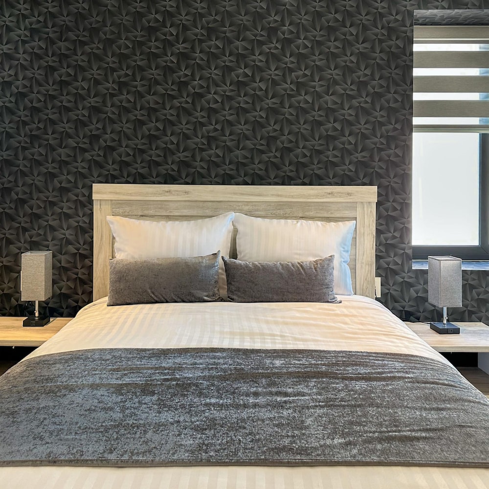 Brand New 6 Bedroom Penthouse