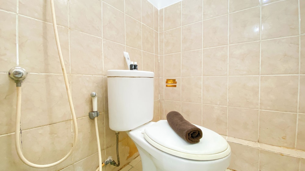 Homey And Modern 2Br At Green Bay Pluit Apartment