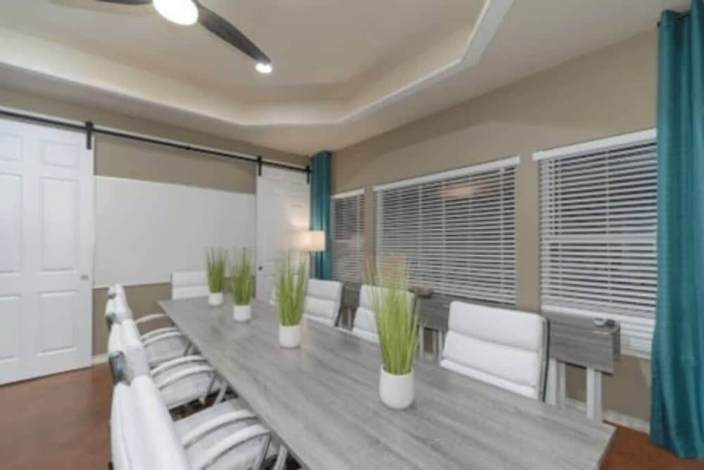 meeting & event spaces