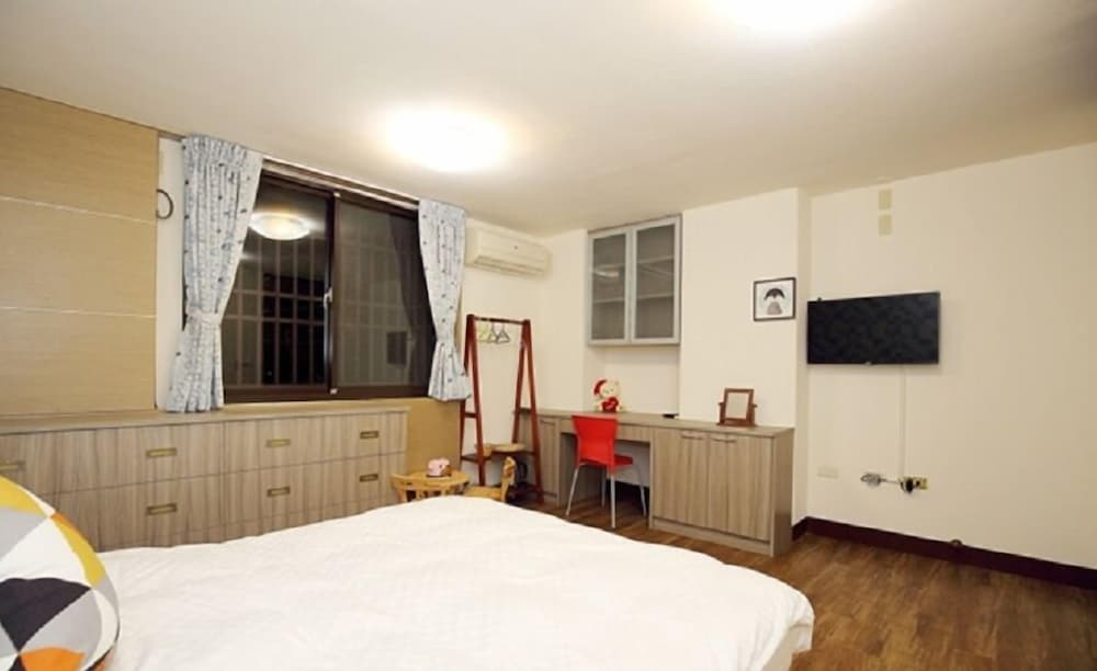 Jushan 93 House view 4