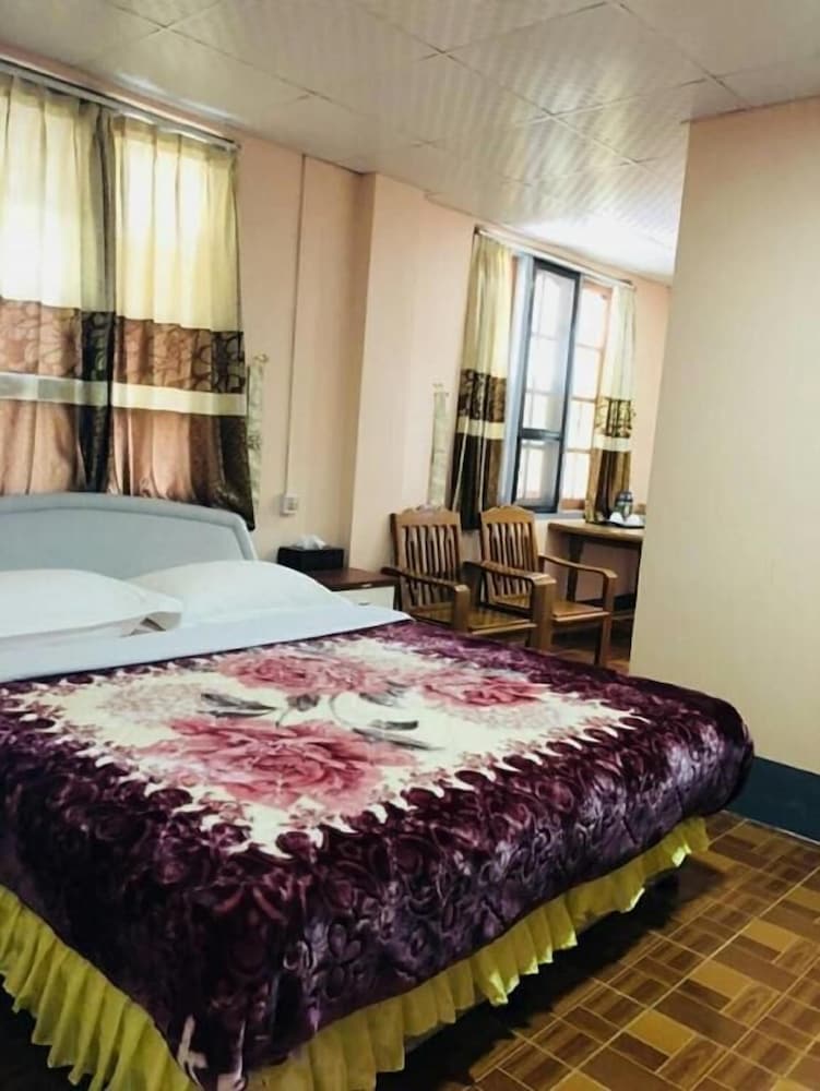 Golden Kalaw Inn