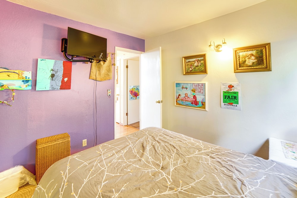 Private Beach Access: Pet-friendly California Gem!
