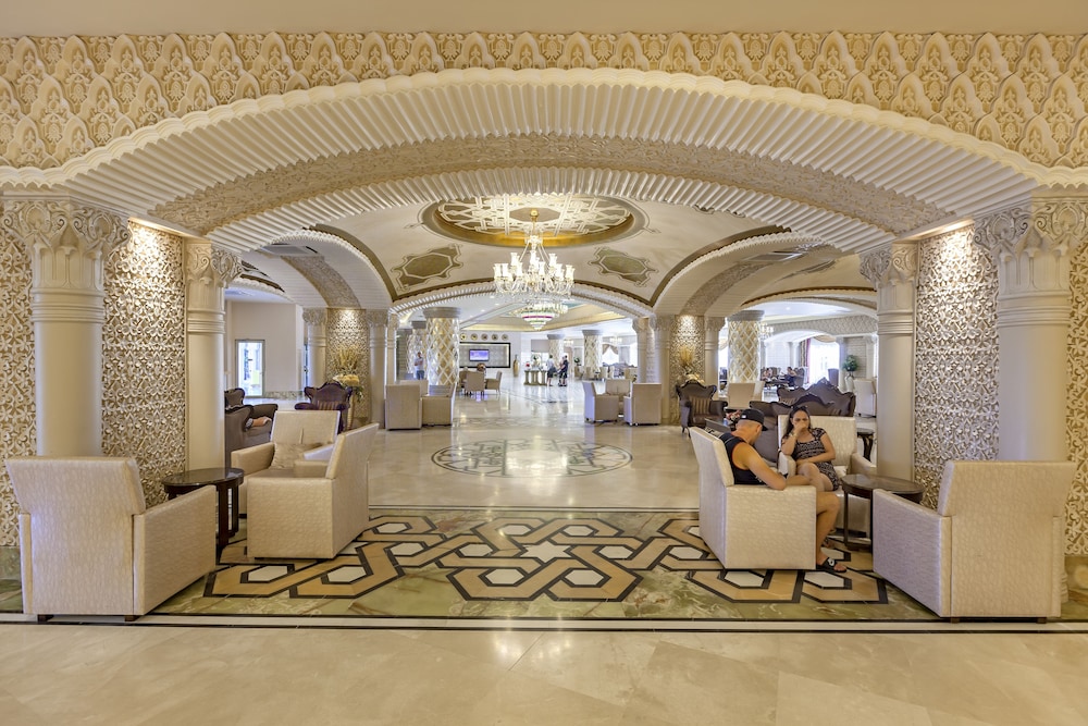 Royal Alhambra Palace – All Inclusive
