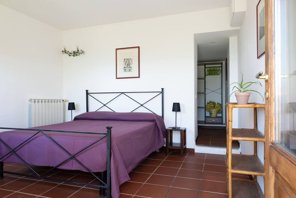 Olvietello With 3 Bedrooms and 3 Bathrooms