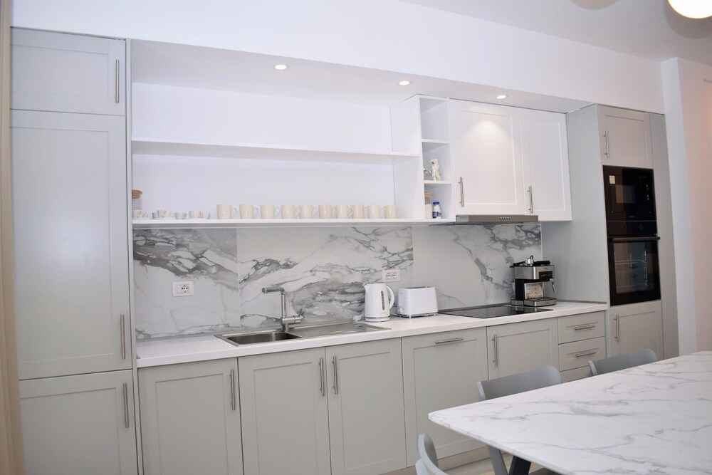 White Moon Apartment 302
