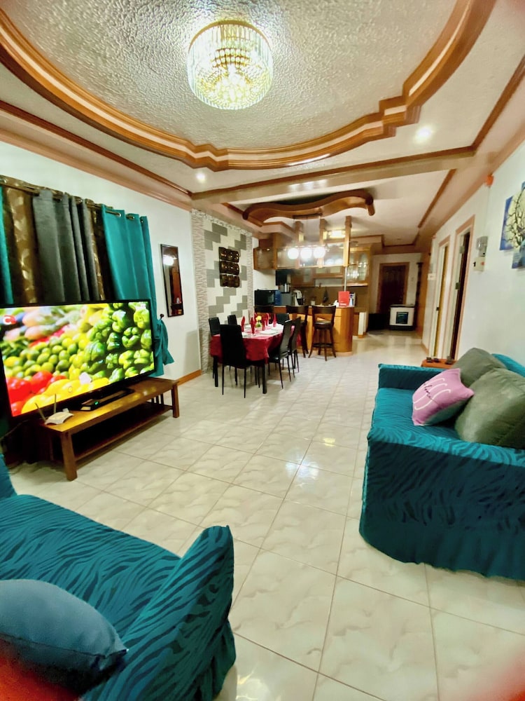 Len's Staycation 3bdr-2br-downstairs ,netflix&wifi