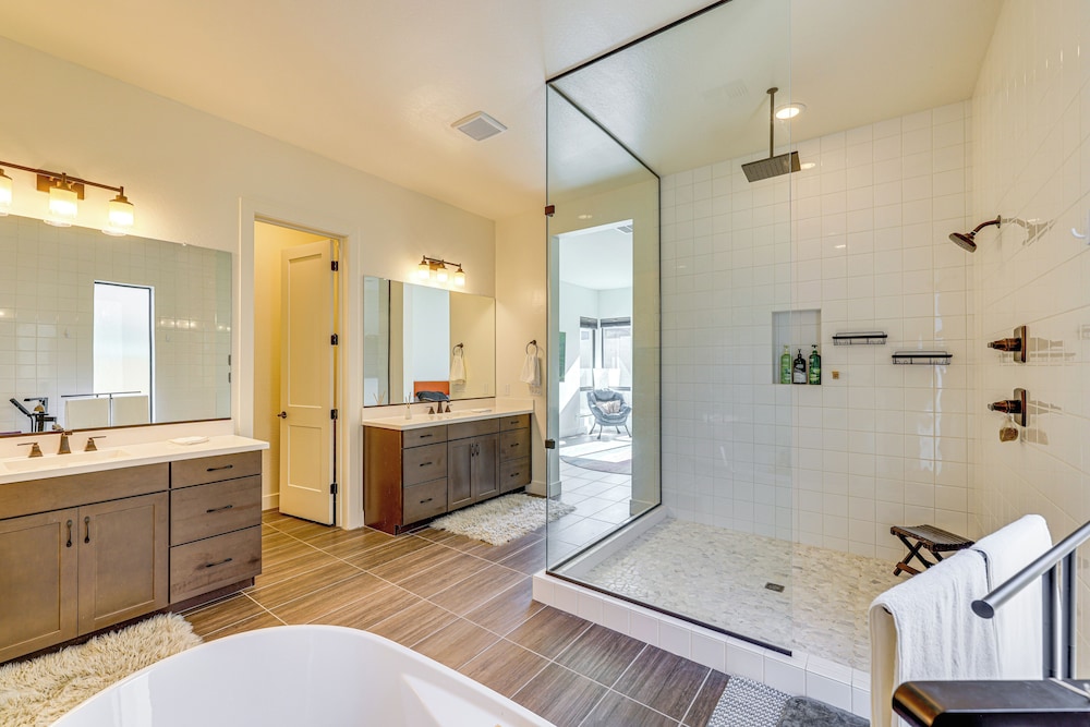 Mtn Views, Pool & Hot Tub: Phoenix Oasis
