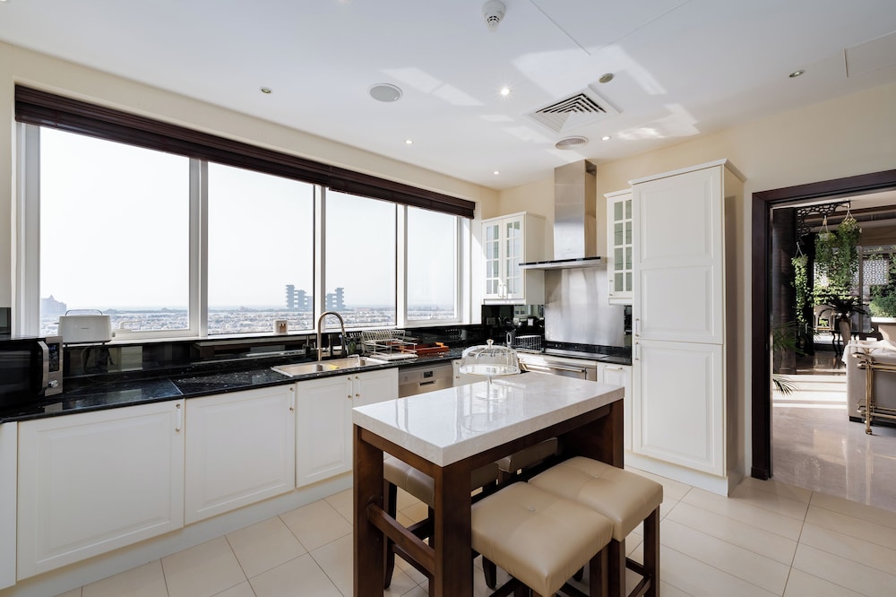 Tiara Residences - Mint Stay