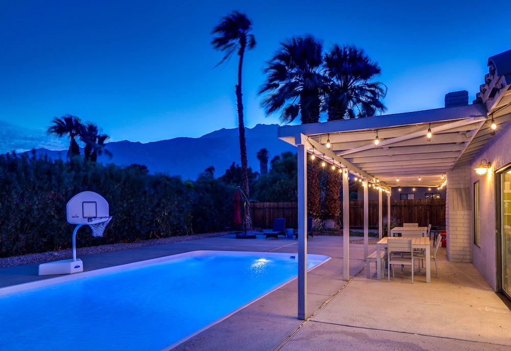 Poolside Living