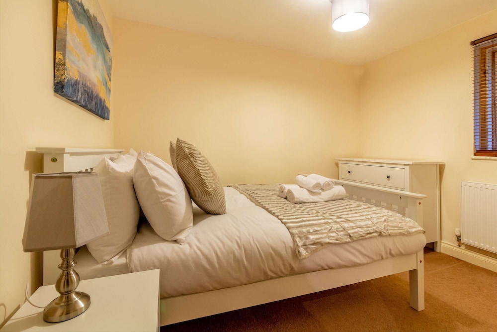 Host Stay Hillbrook House Apartment