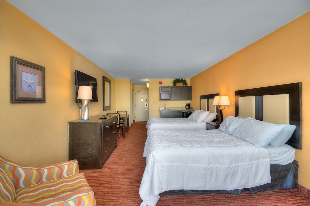 Landmark Resort by Elliott Beach Rentals