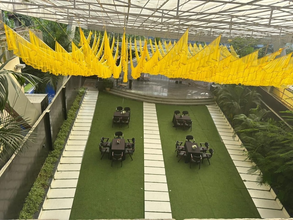 The Elite Resort