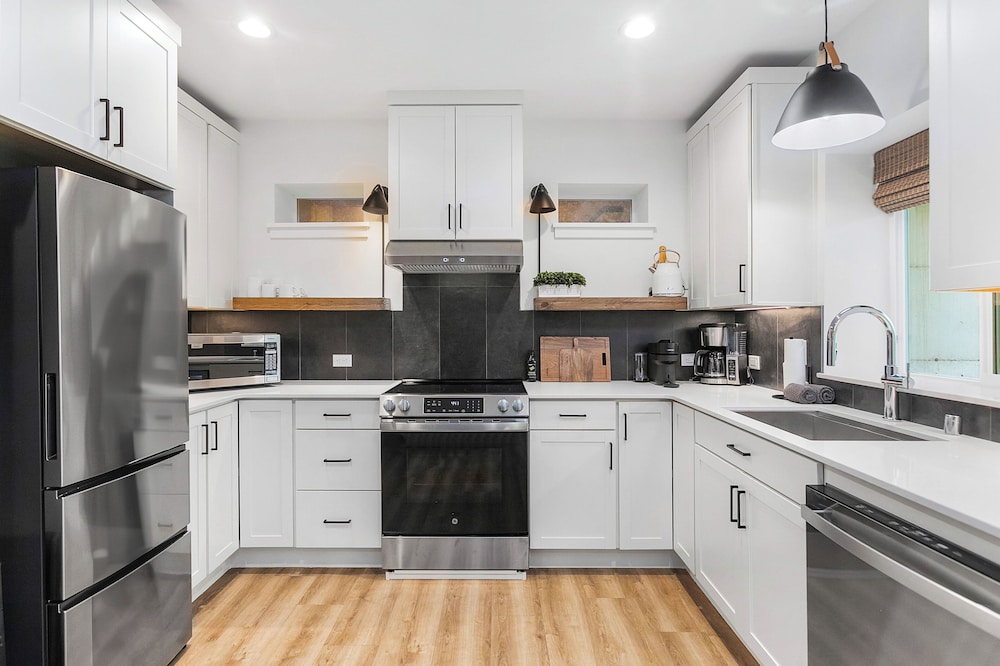 Stonegrove Residence