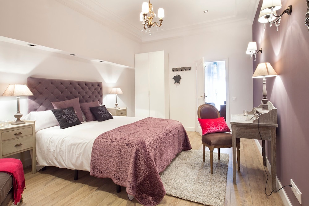 Catalunya Palace Apartment