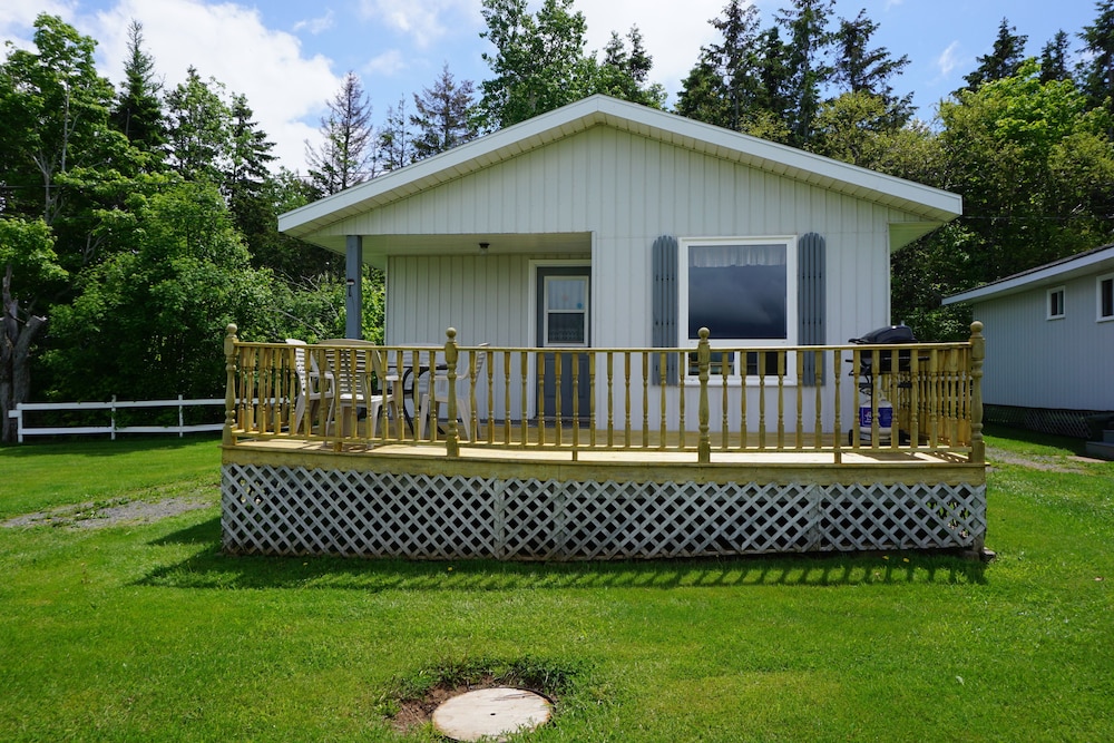 Meadowview Cottages