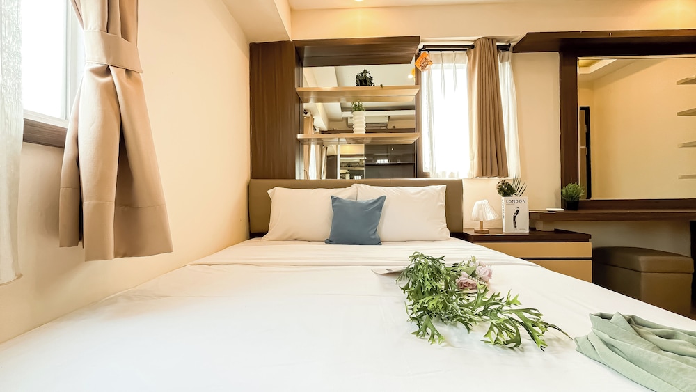 Good Deal 2Br Apartment At The Wave Kuningan