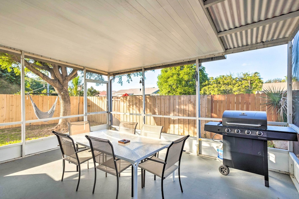 West Palm Beach Vacations - Palm Beach Gardens Duplex - 5 Mi to Beach! - Property Image 1