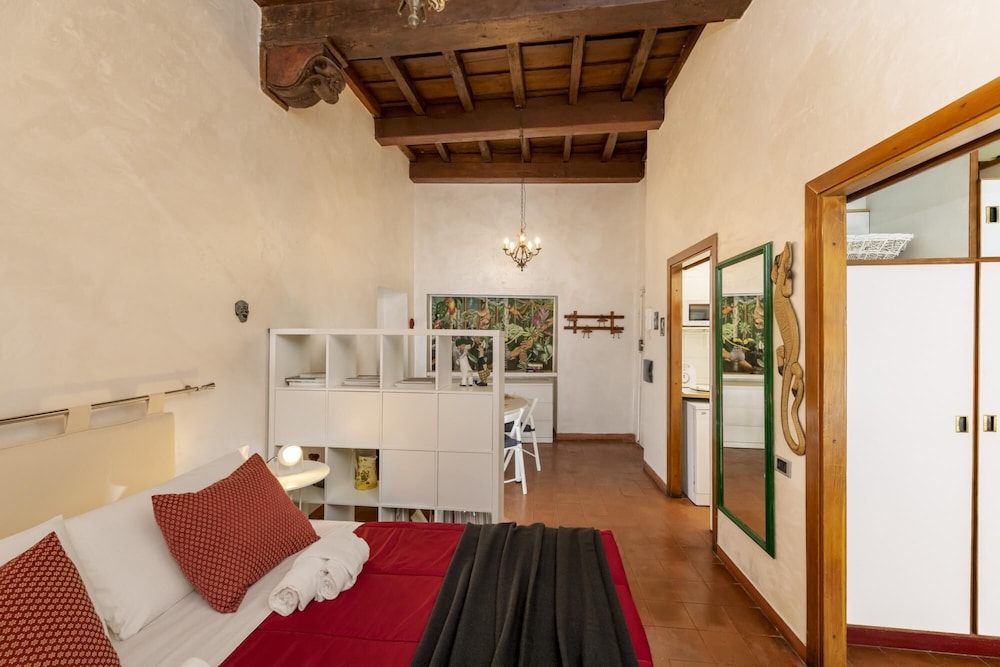 Giglio in Roma With 1 Bedrooms and 1 Bathrooms