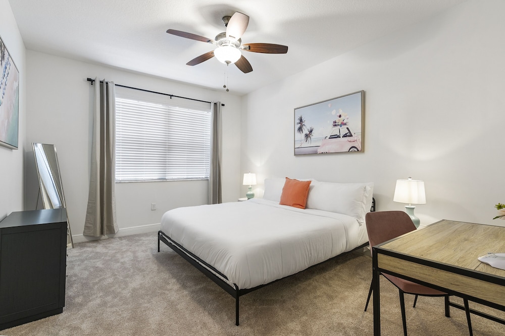 Kasa Hollywood Fort Lauderdale view 5