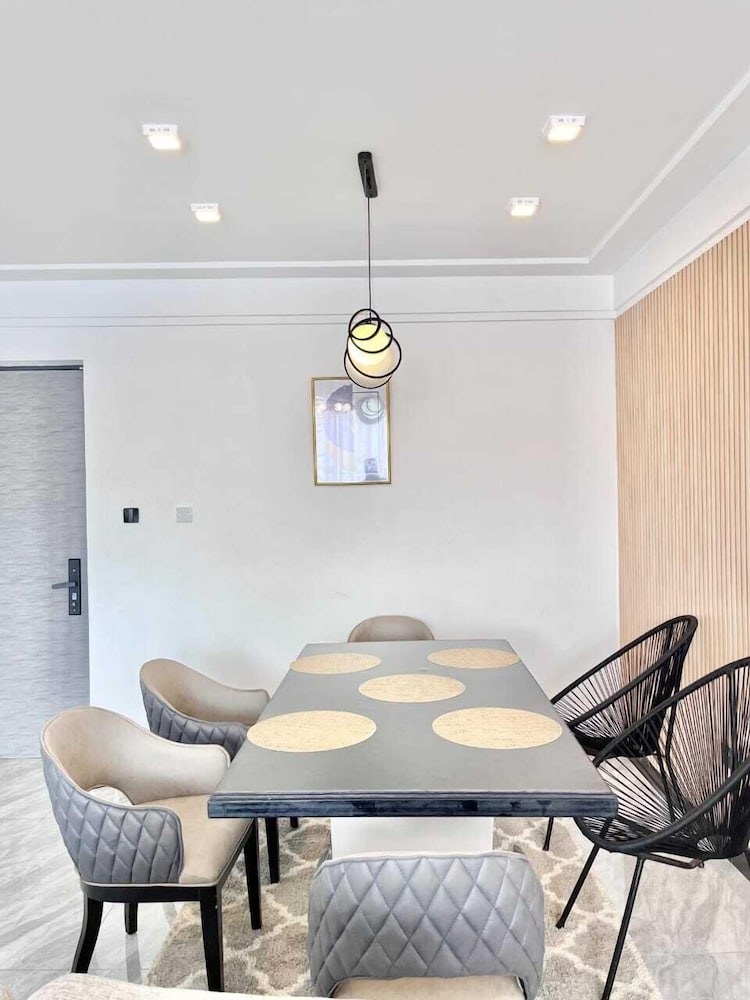 Staroot Residences