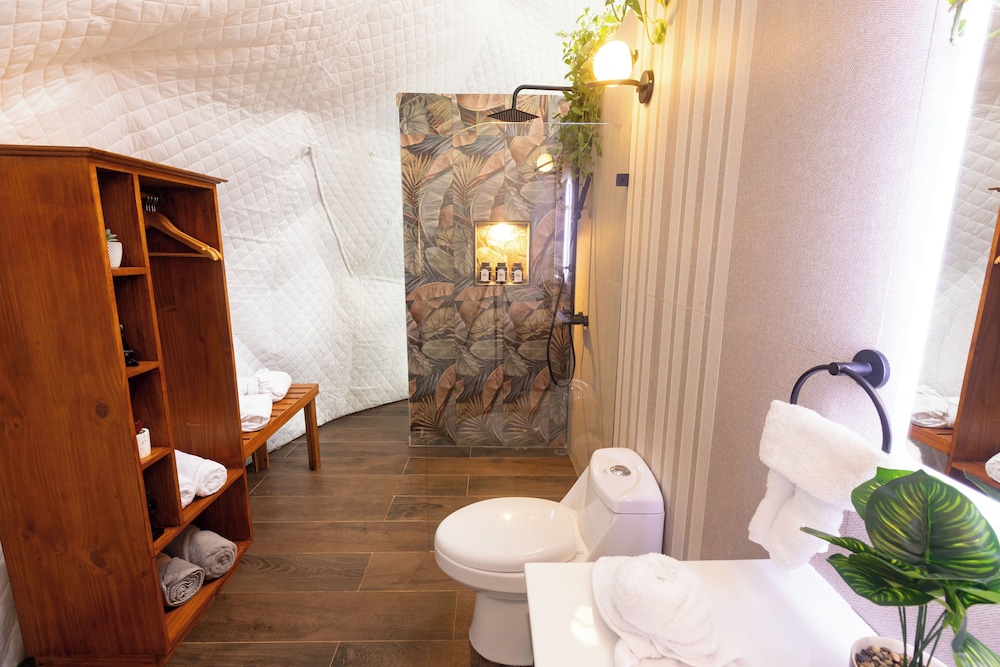Macas Moon Glamping Monteverde