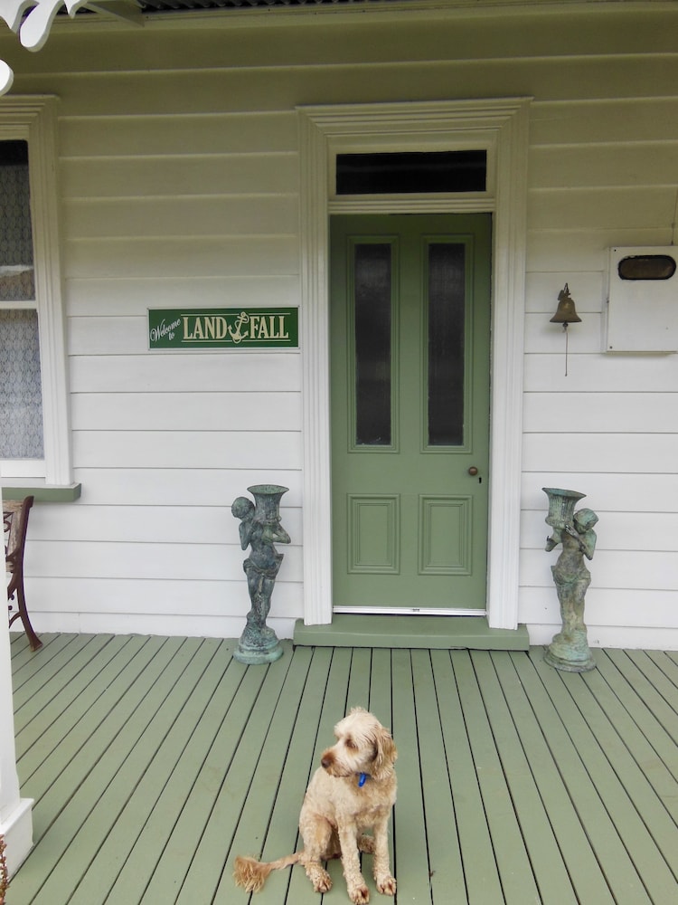 Landfall Cottage