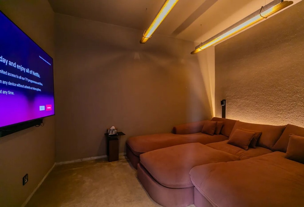 Portal Chalets With Private Pool-AlRawda