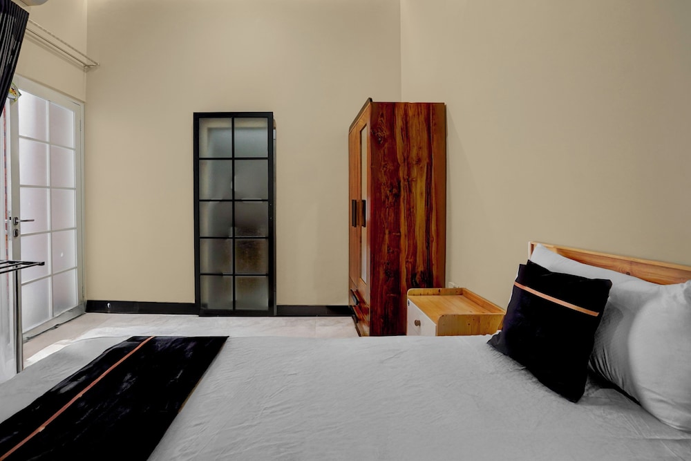 OYO 94924 Cidu Homestay Syariah