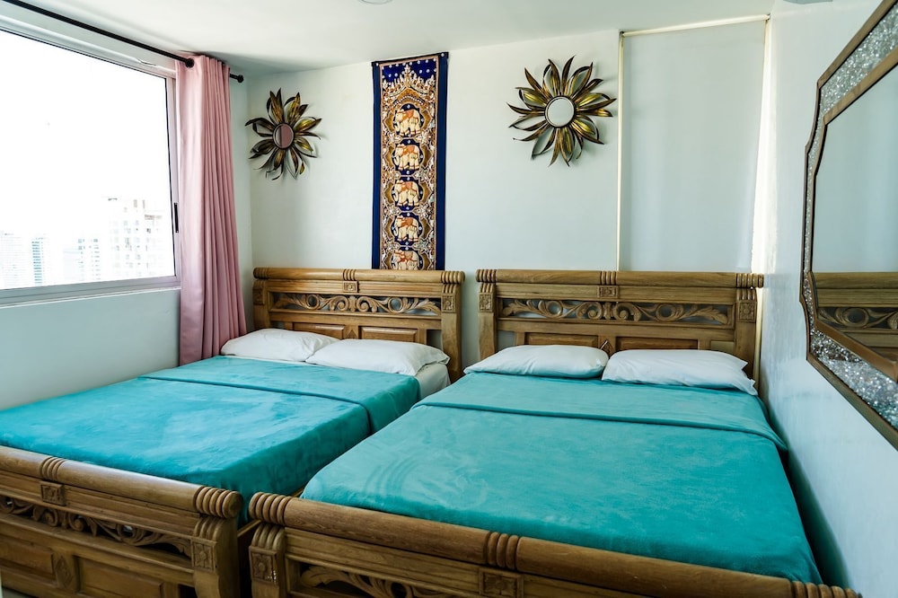 SeaView FrontBeach Apartments
