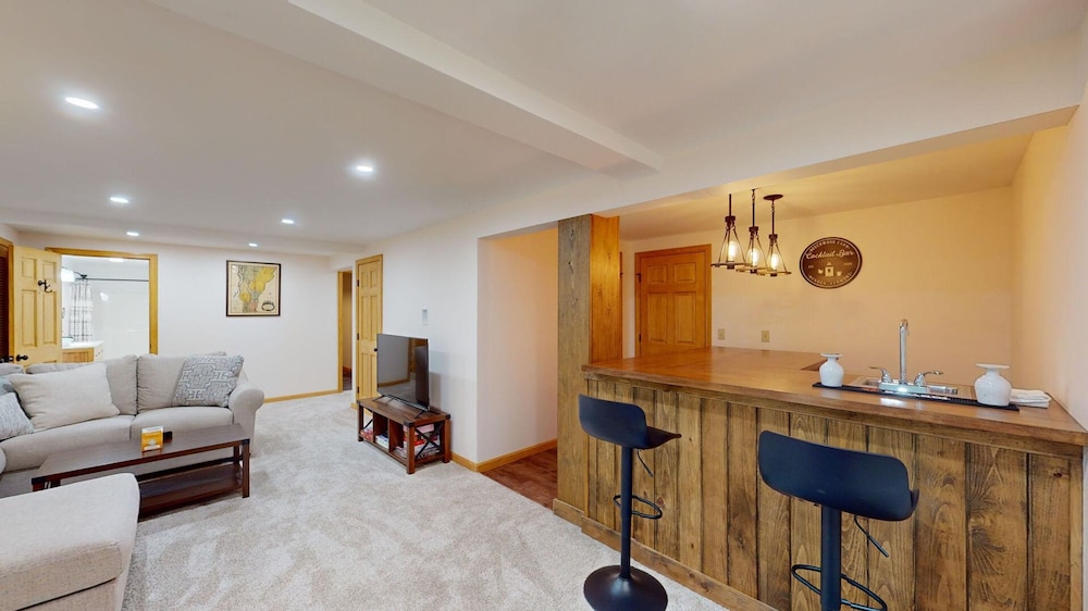 Beechwood Home in Mendon