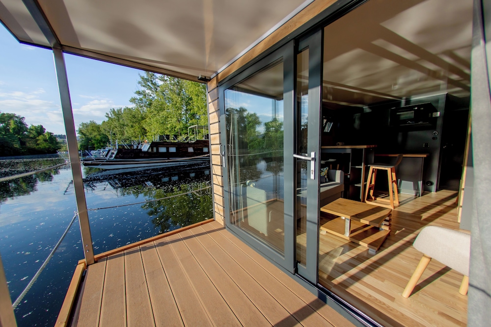 Prague Bay Houseboats