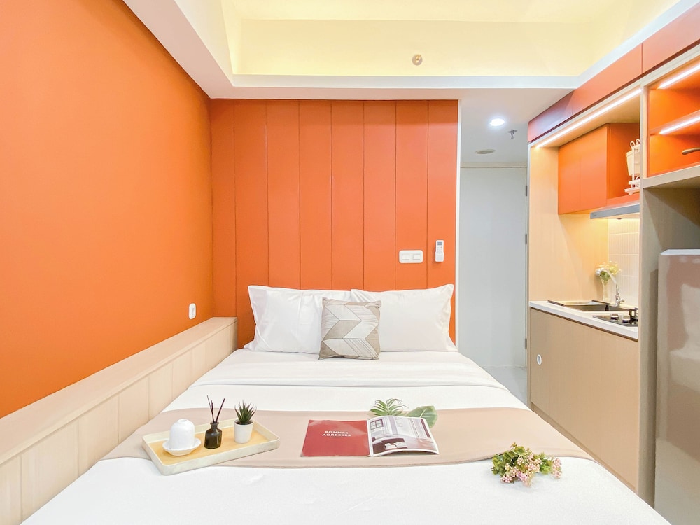 Strategic Studio At Apartment Springlake Summarecon Bekasi