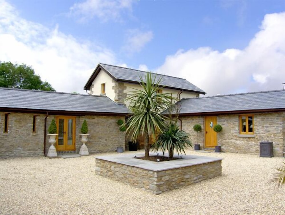 Howle Hideaway