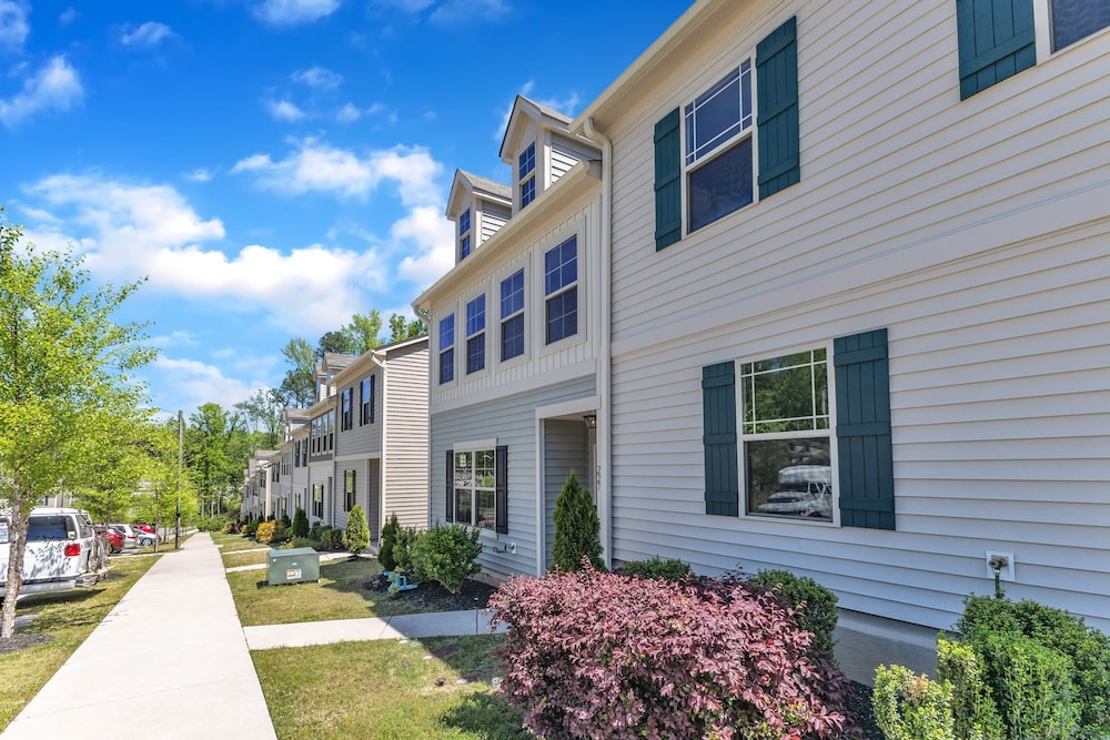 King 3BR Townhouse Mins to Cary NC State