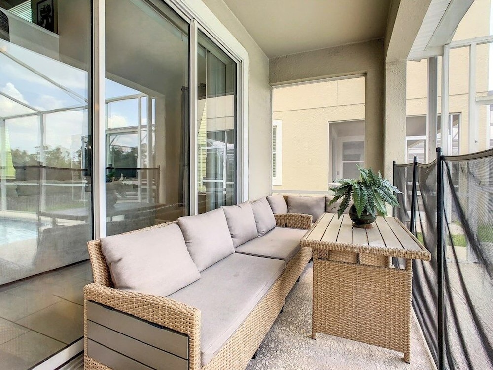 Luxury 5br Villa Near Disney Pool & Golf Retreat 5 Bedroom Villa