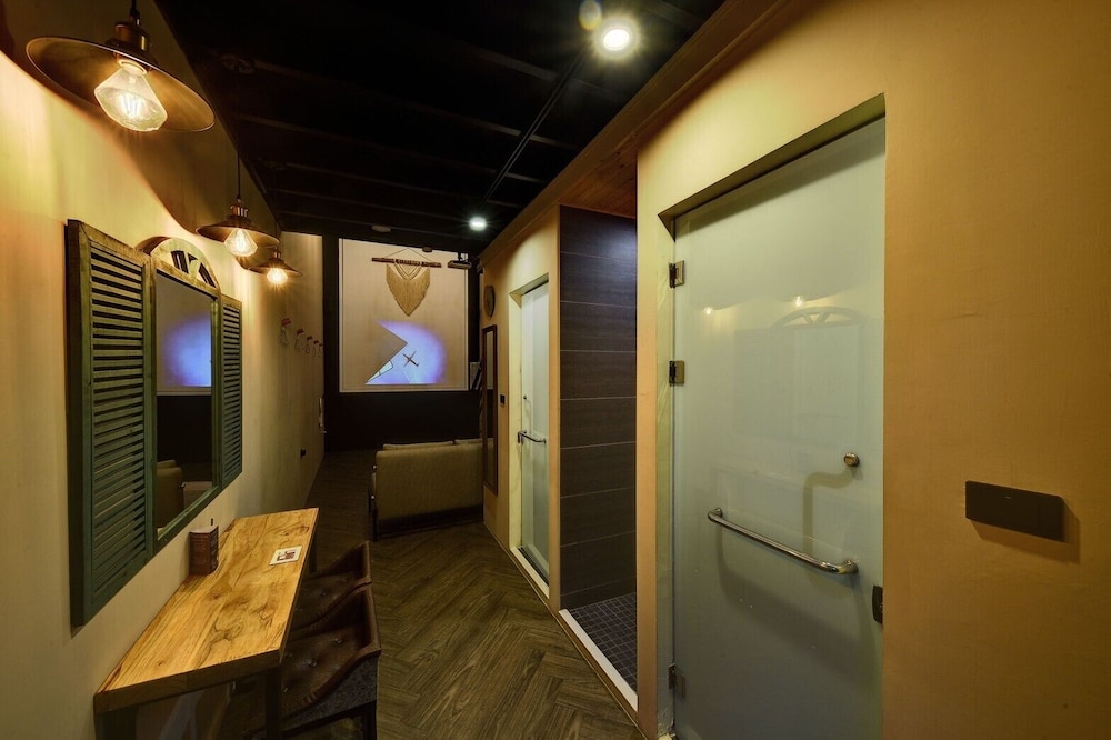 28 The Loft