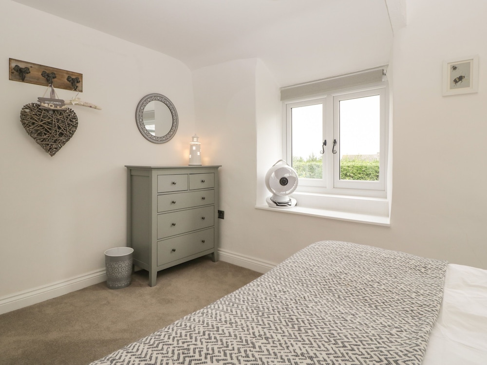 Honeypot Cottage