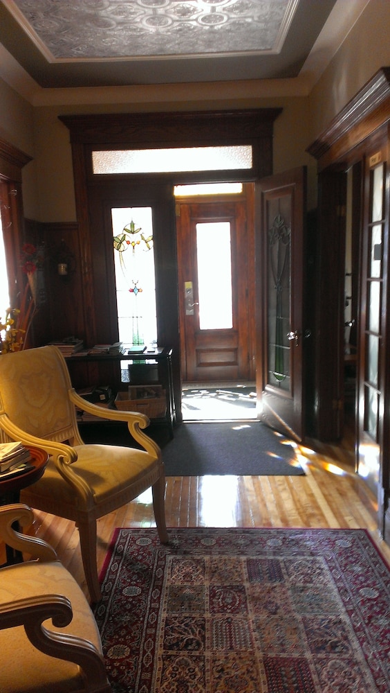 La Petite Bourgeoise - Image 3